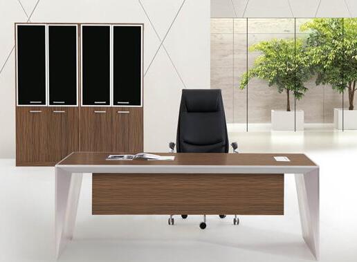 板式办公家具和实木办公家具区别？